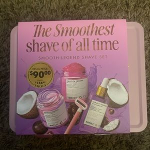 NIB TRULY BEAUTY SMOOTH LEGEND SHAVE SET